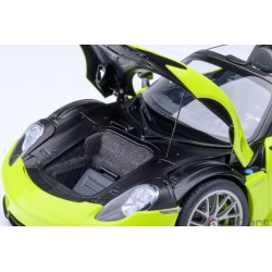 Porsche 918 Spyder Weissach Package (Acid Green)