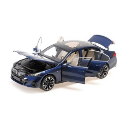 BMW I5 2023 (Phytonic blue)